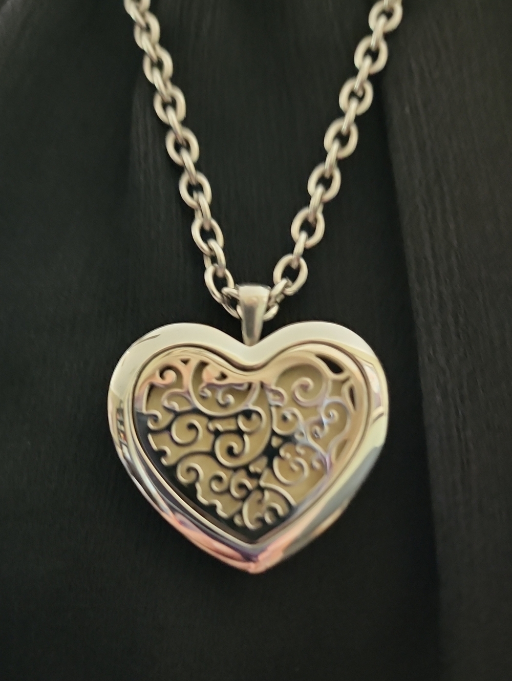 Heart Filigree Essential Oil Locket Pendant Necklace - Silver Heart Necklace
